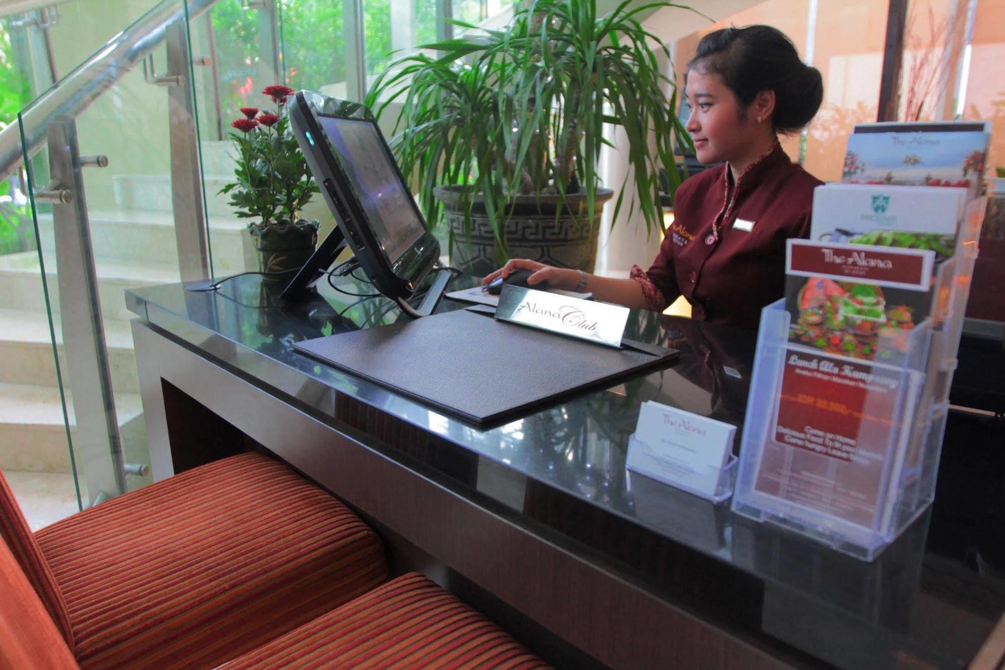 The Alana Surabaya Ξενοδοχείο Εξωτερικό φωτογραφία